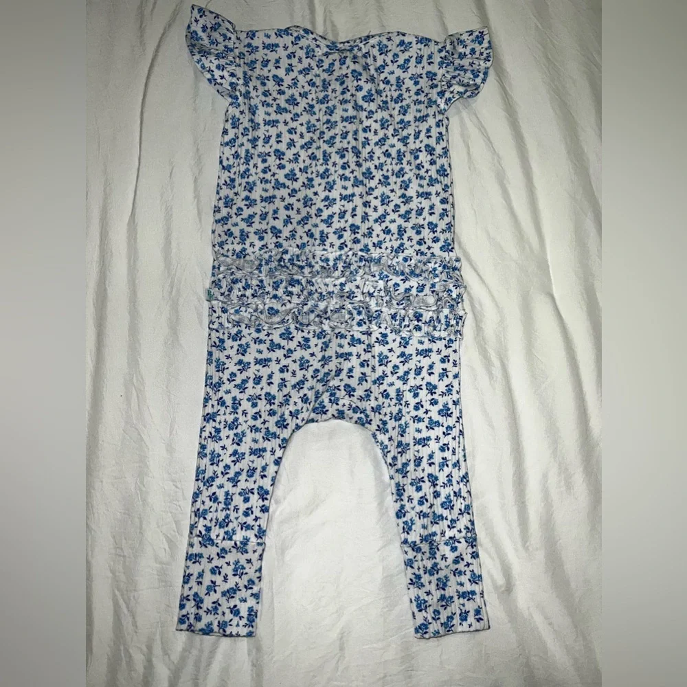 POSH PEANUT RUFFLED CAP SLEEVE ROMPER 6/9M - Picture 3 of 5